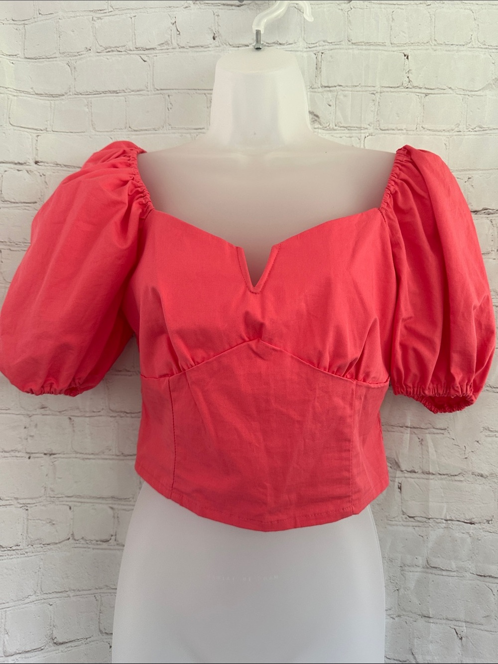 Francesca’s Tgla NWT Cotton Coral Puff Sleeve Sweetheart Top size M